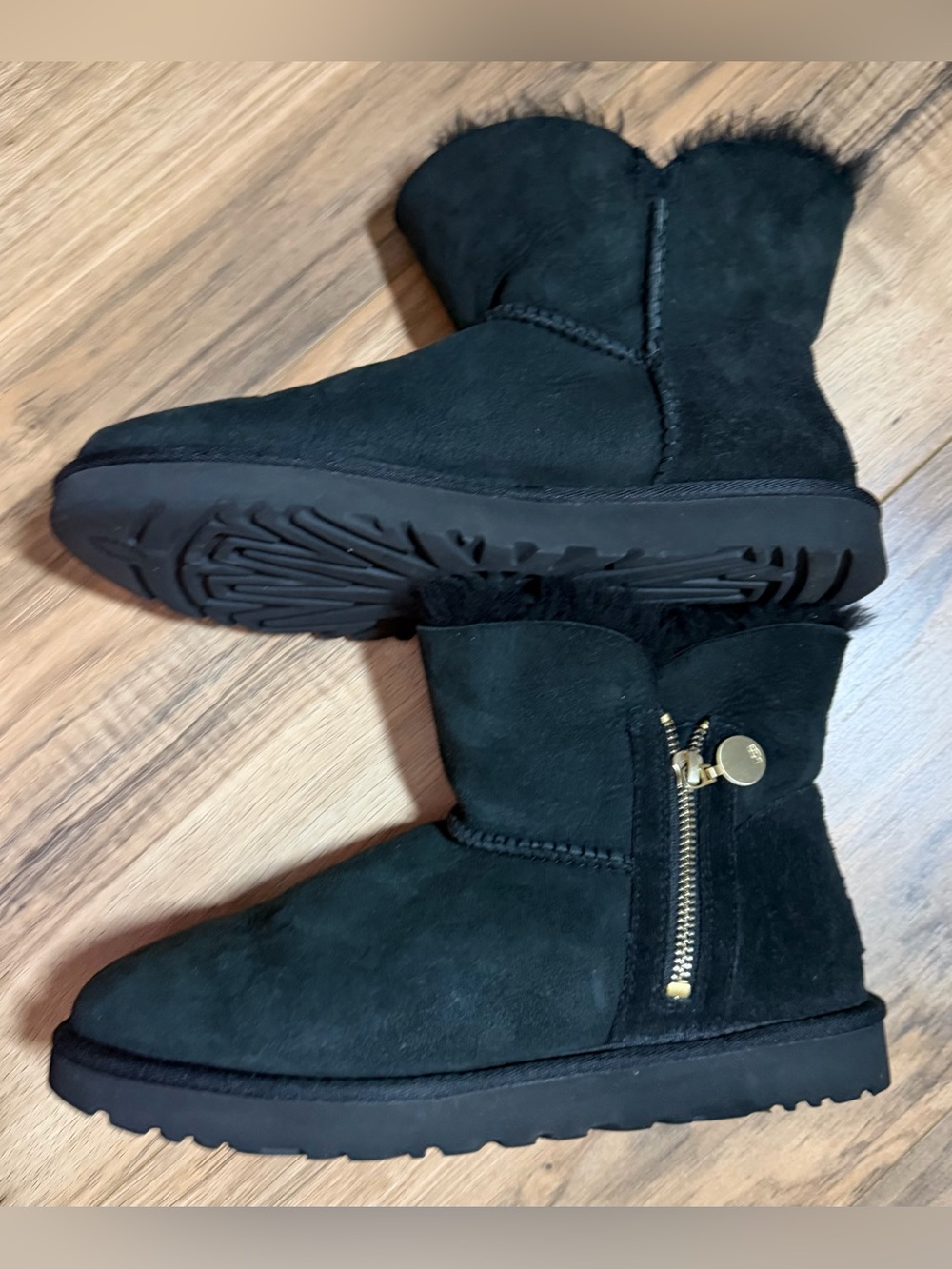 UGG black boots gold zipper ankle 8